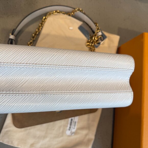 Louis Vuitton Twist PM Epi Leather White Gold - Picture 12 of 12
